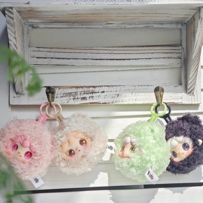 Yooki V9 Pinch Little Bear Plush toy doll